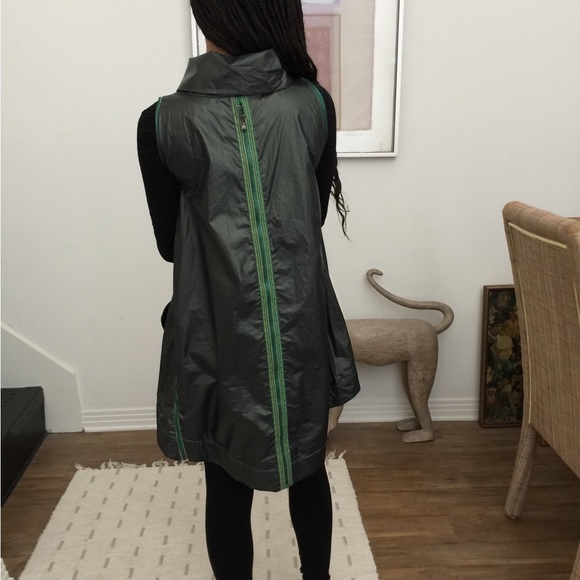 RSG Sport Vest. Will fit M as well - Picture 8 of 13